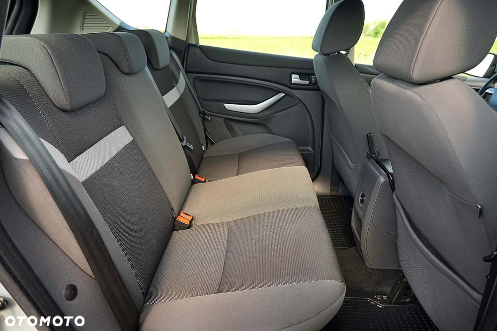 Ford Kuga 2.0 TDCi 2x4 Individual - 20