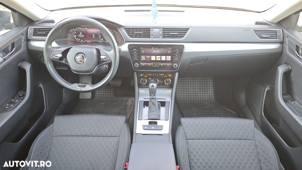 Skoda Superb 2.0 TDI DSG Ambition - 10