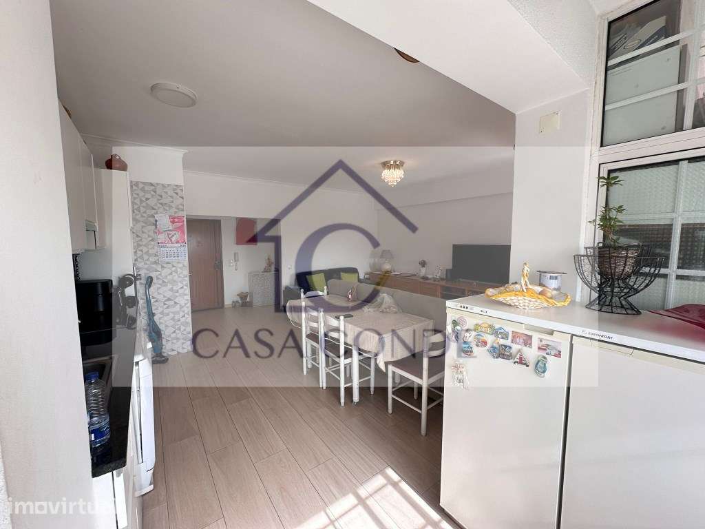Apartamento T2 Totalmente Remodelado com Vista Privilegiada - Miratejo - Grande imagem: 5/16
