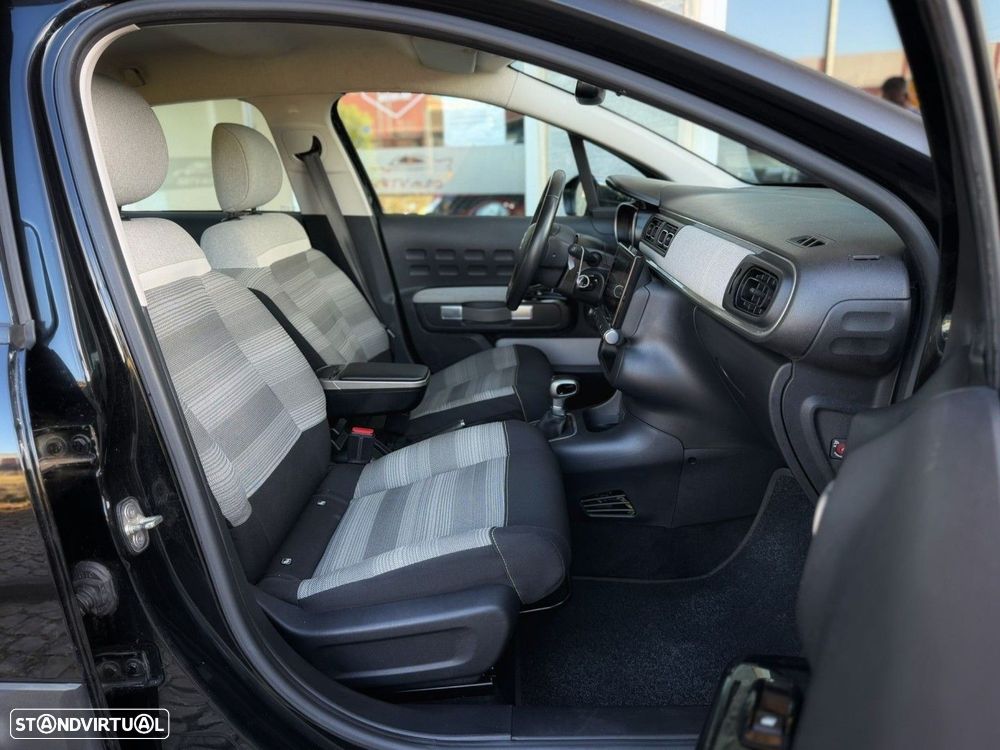 Citroën C3 1.2 PureTech Shine EAT6 - 15