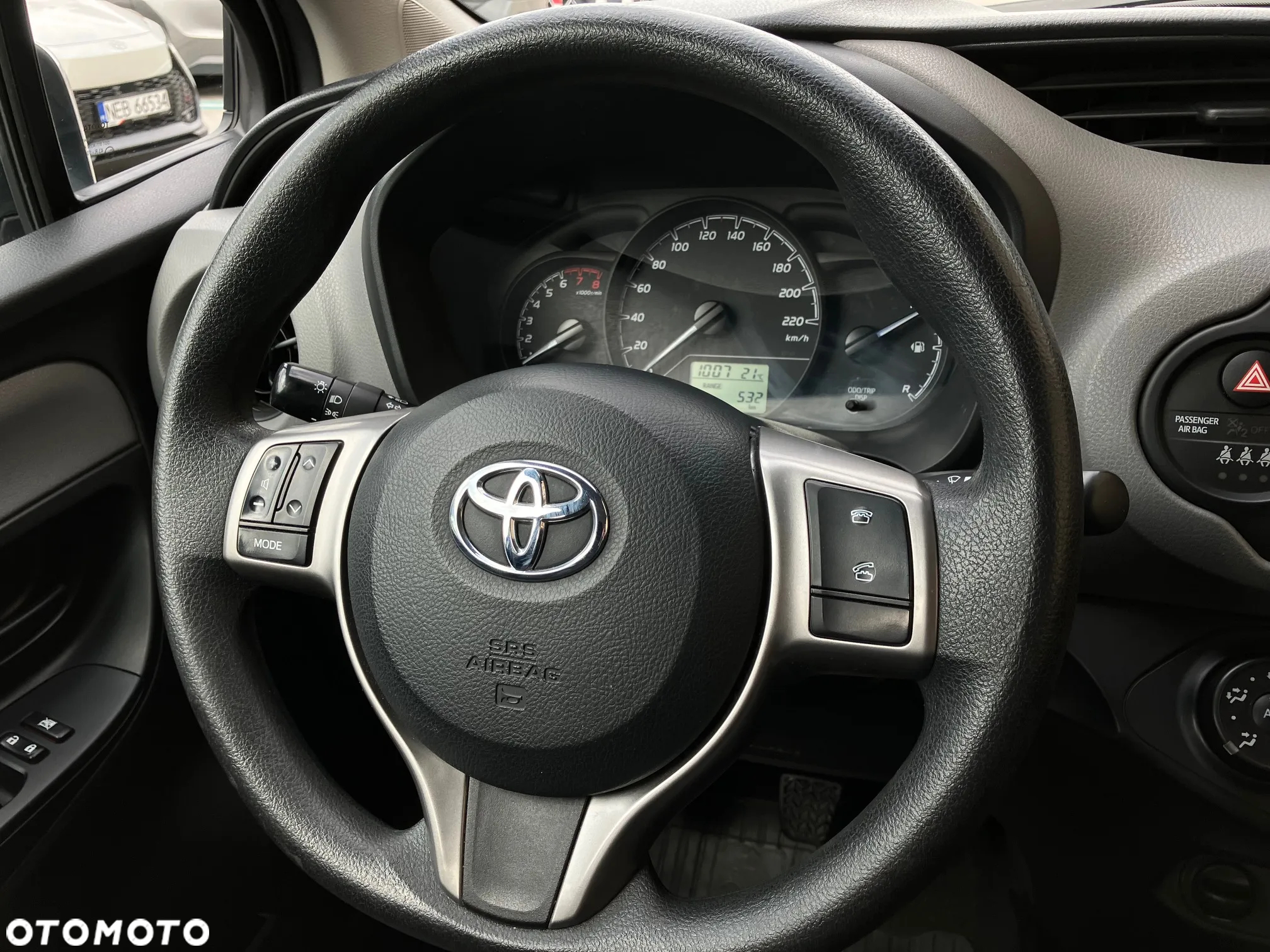 Toyota Yaris 1.5 Active - 14