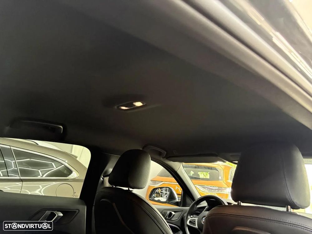 BMW 116 d Pack Desportivo M Auto - 16