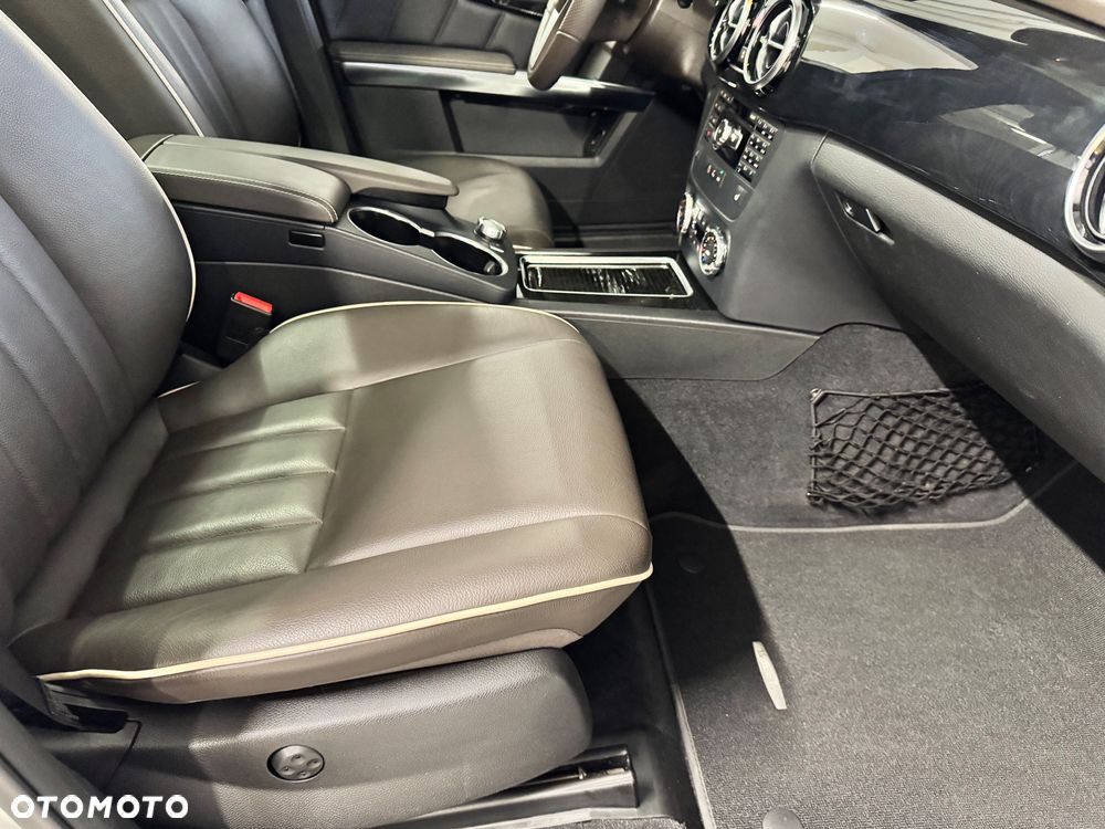 Mercedes-Benz GLK 350 4Matic (BlueEFFICIENCY) 7G-TRONIC - 19