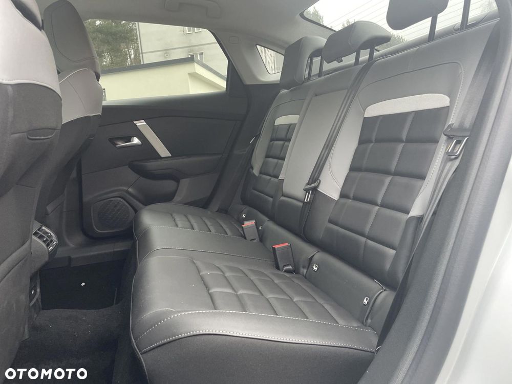 Citroën C4X 1.2 mHEV Max eDCT6 - 24