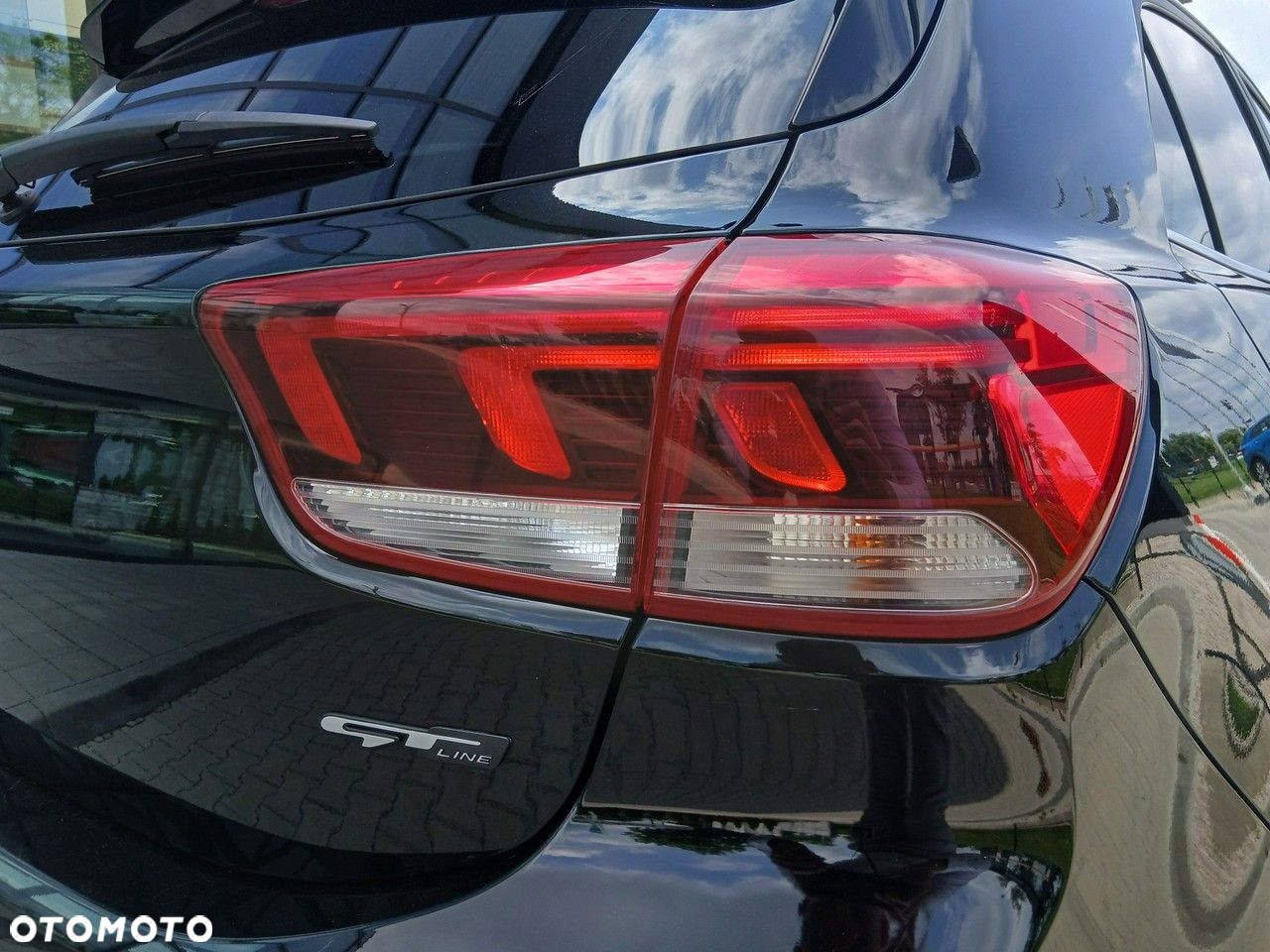 Kia Rio - 12