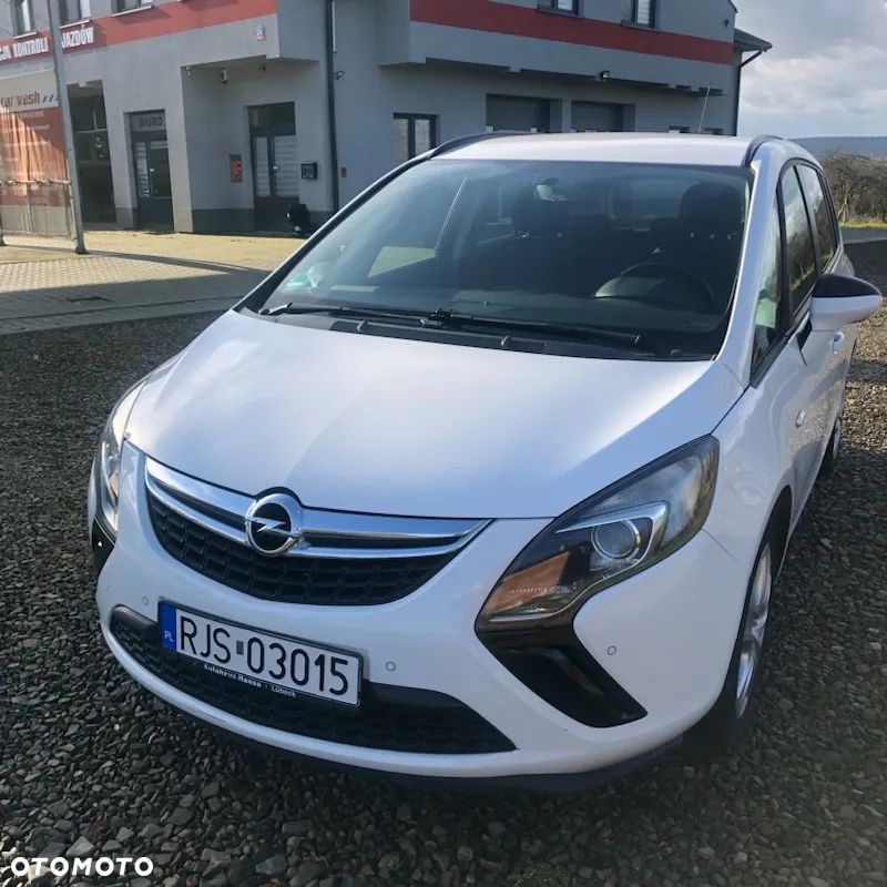 Opel Zafira - 1