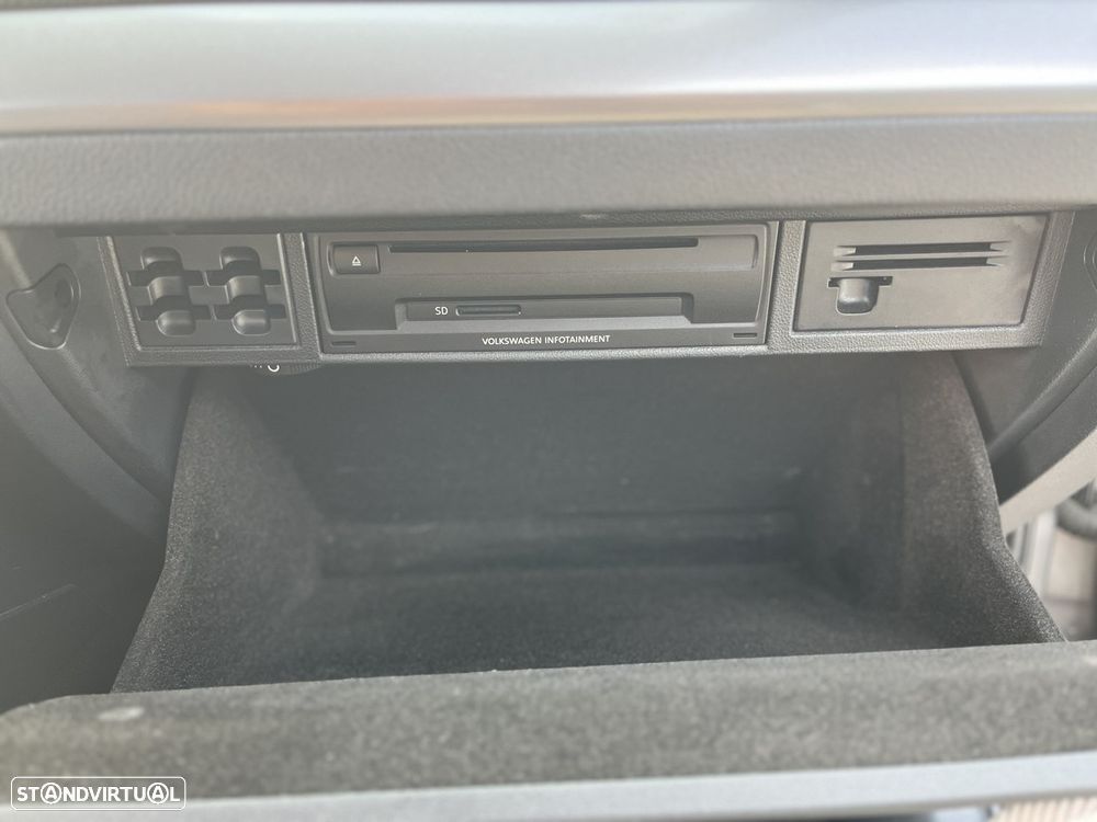 VW Golf 1.6 TDI Trendline - 16