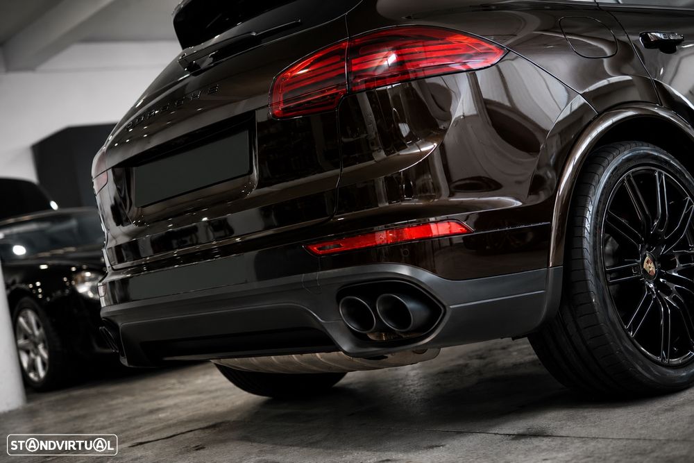 Porsche Cayenne S - 5