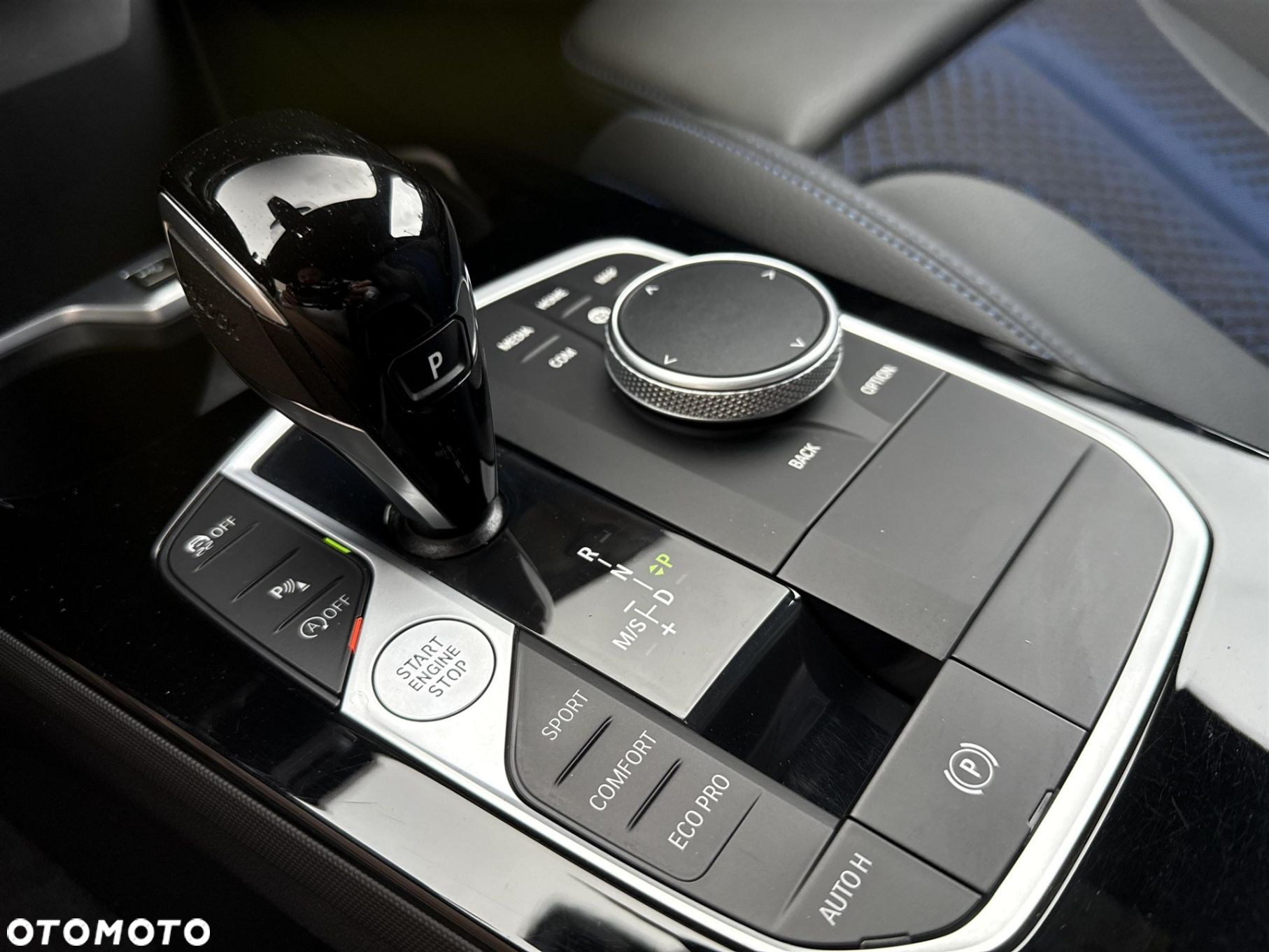 BMW Seria 1 118d - 12