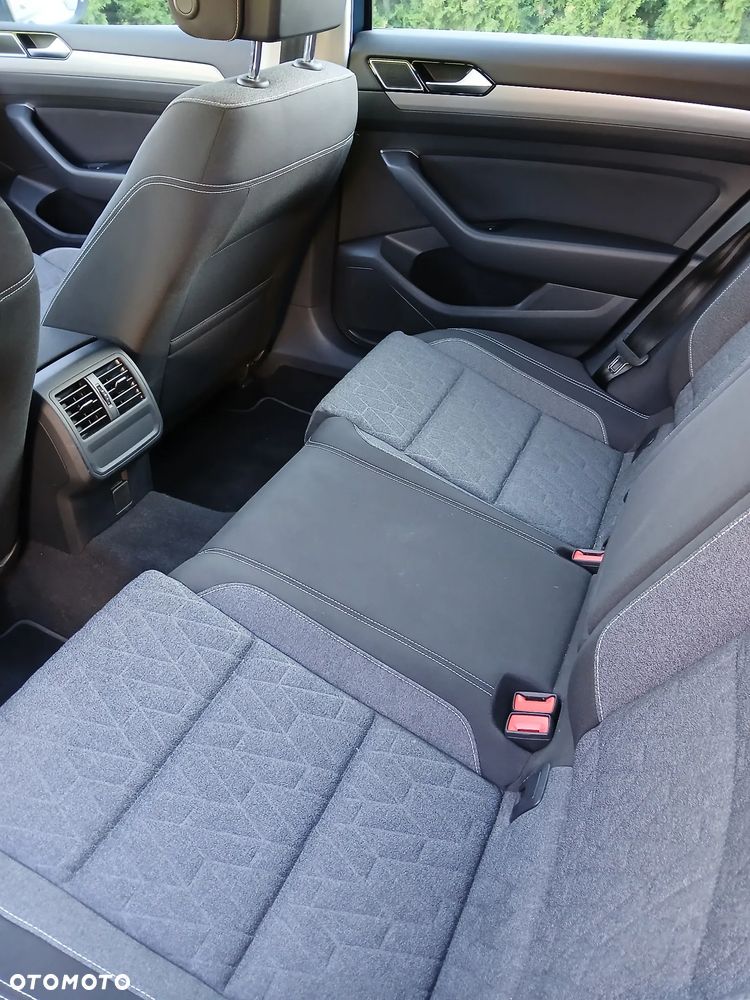 Volkswagen Passat 1.5 TSI EVO Business DSG - 8