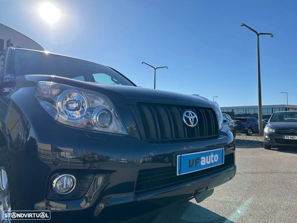 Toyota Land Cruiser - 10