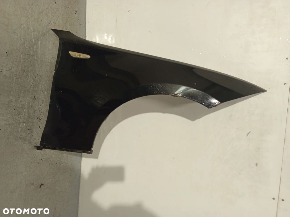 BŁOTNIK PRZÓD PRZEDNI PRAWY BMW 1 E81 E82 E87 E88 BLACK SAPPHIRE CZARNY - 1
