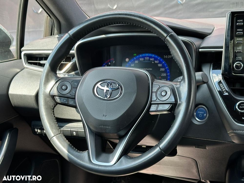 Toyota Corolla - 8