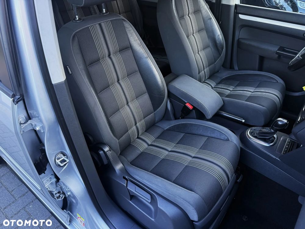 Volkswagen Touran 1.6 TDI DPF BlueMotion Technology DSG MATCH - 14
