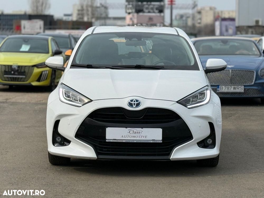 Toyota Yaris 1.5 VVT-i HSD Exclusive Style - 3