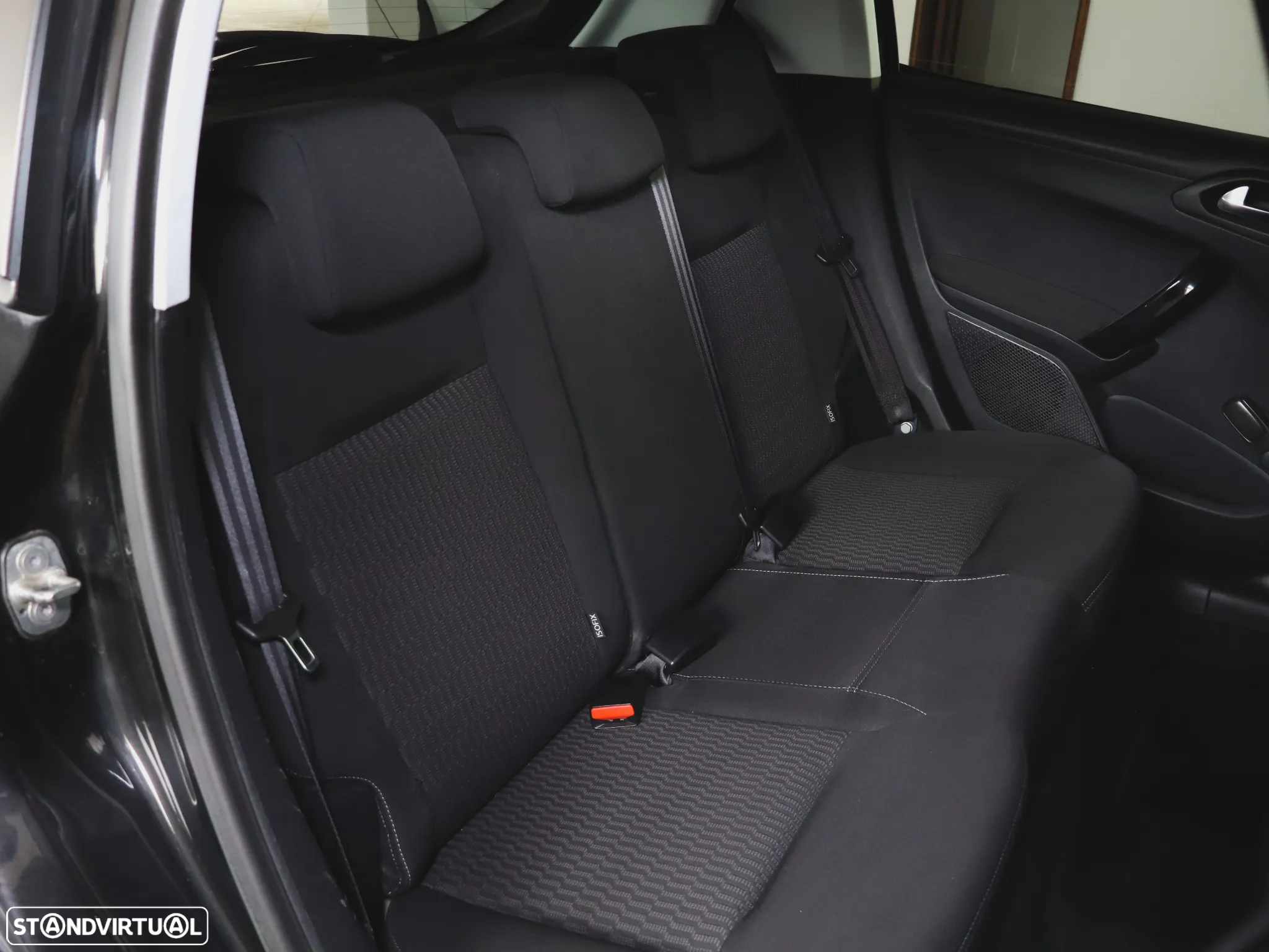 Peugeot 208 1.2 PureTech Style - 24