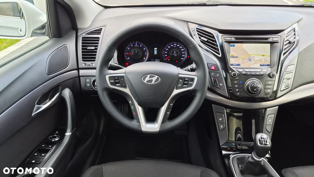 Hyundai i40 2.0 Premium - 10