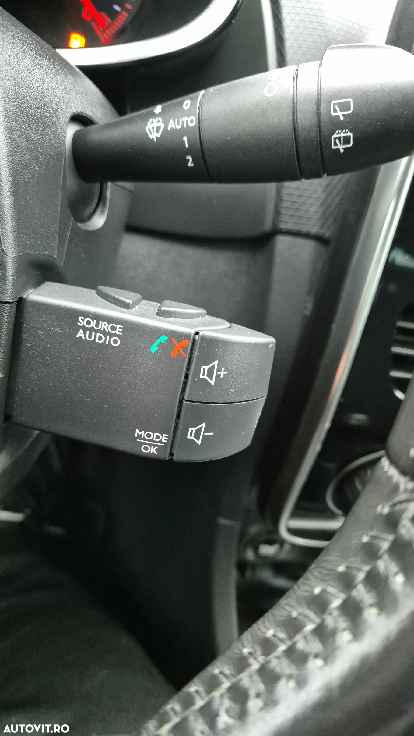 Renault Clio (Energy) dCi 90 Start & Stop LIMITED - 29