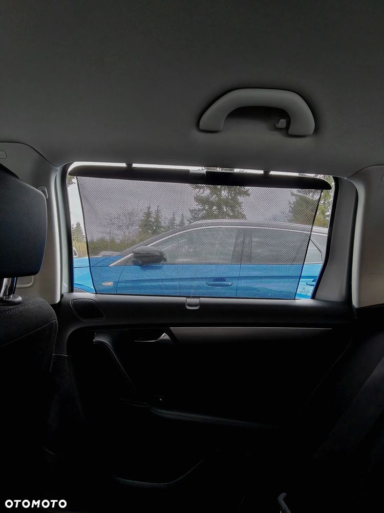 Volkswagen Passat - 14