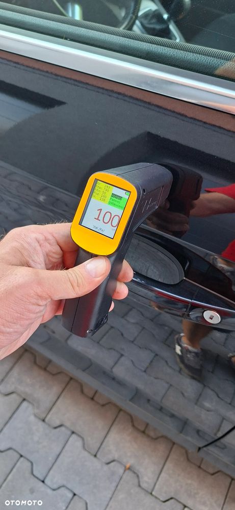 Ford Kuga 2.0 TDCi 2x4 Titanium - 30