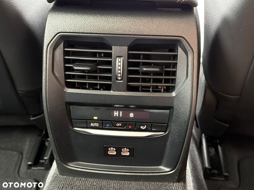 BMW Seria 3 320e Sport Line - 15