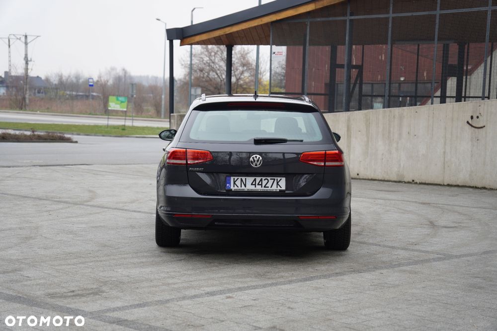 Volkswagen Passat - 7