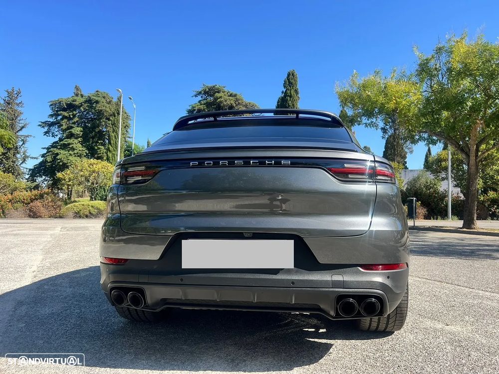 Porsche Cayenne Coupé E-Hybrid - 5