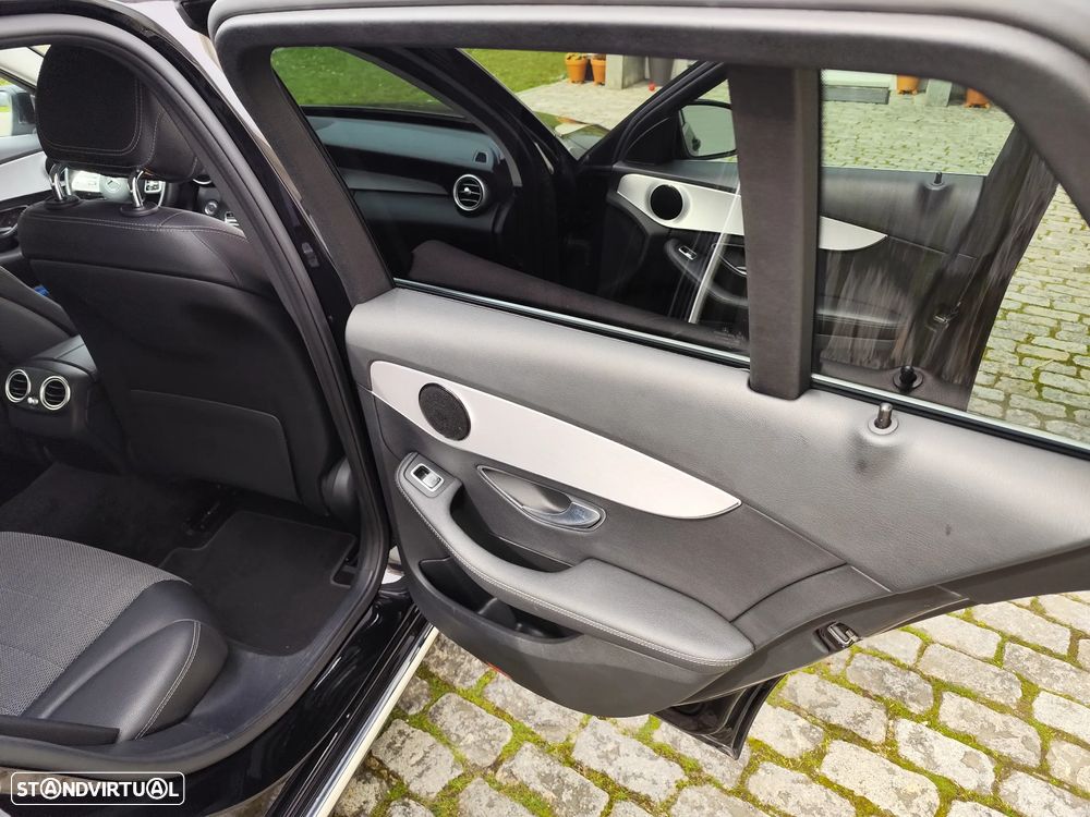 Mercedes-Benz C 300 de Avantgarde - 9