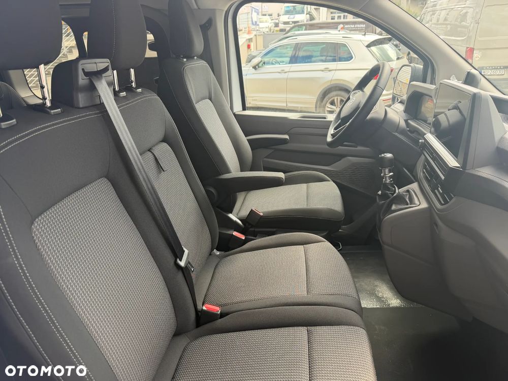 Volkswagen Transporter Kombi L2H1 M1 - 15
