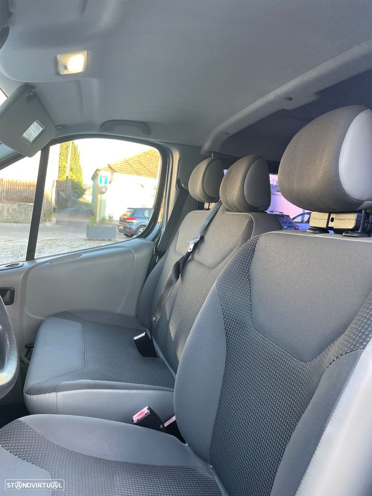 Opel Vivaro 2.0 CDTi L1H1 2.9T 6L - 9
