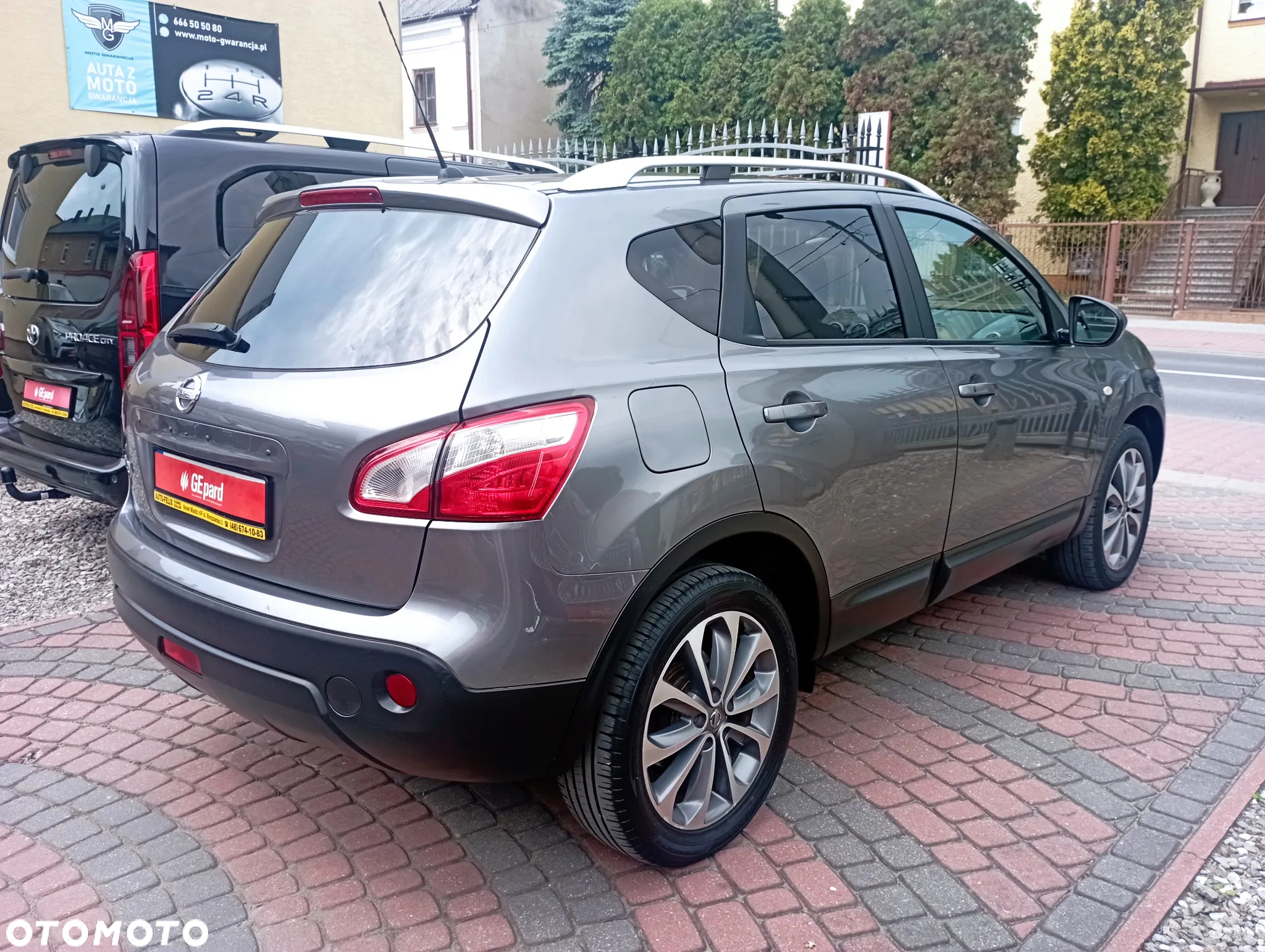 Nissan Qashqai 1.6 Visia - 4