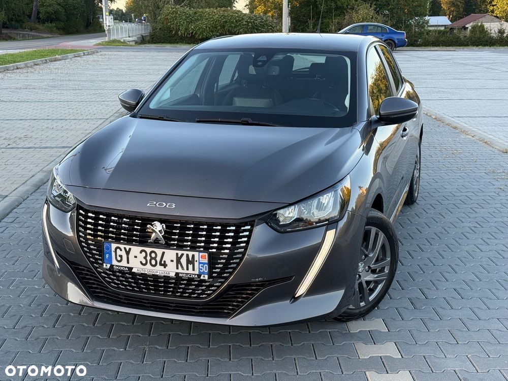 Peugeot 208 - 12