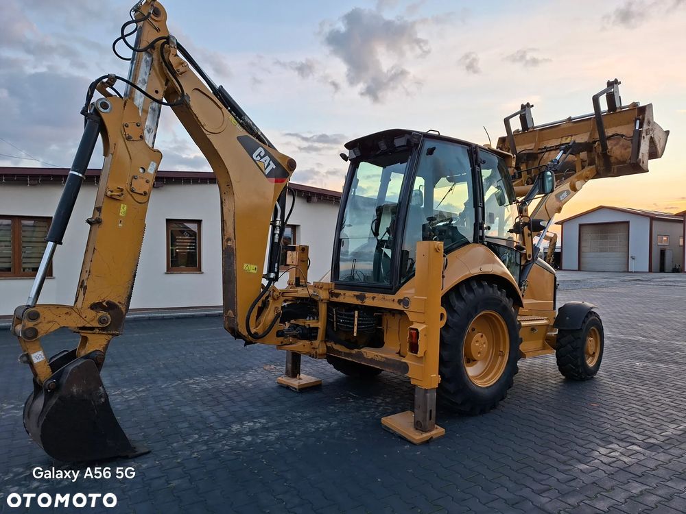 Caterpillar CAT 428E - 11