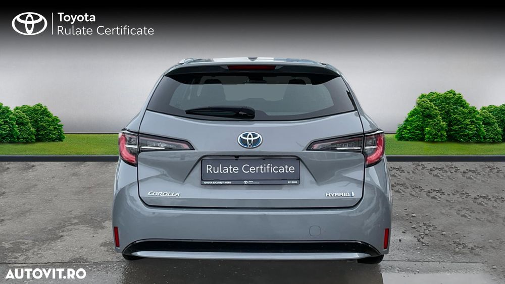 Toyota Corolla 1.8 HSD Dynamic - 3