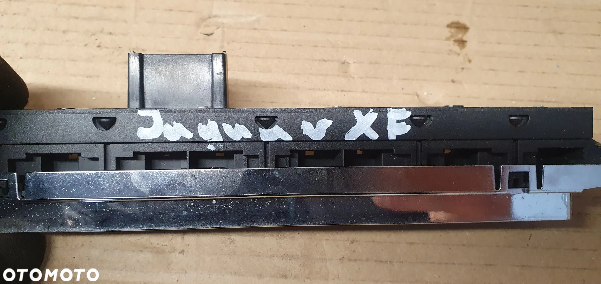 Przełącznik świateł awaryjnych blokady drzwi Jaguar XF X250 8X23-11B650-AB - 7