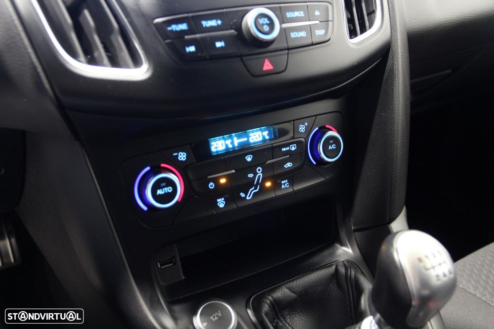 Ford Focus 1.5 TDCi ST-Line - 18