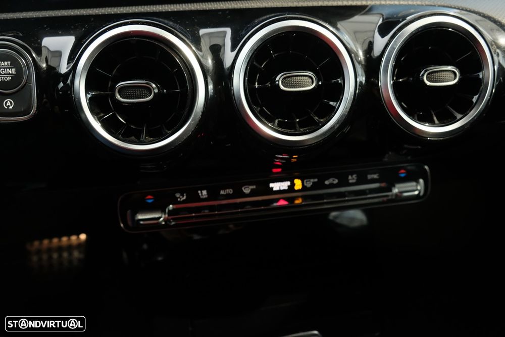 Mercedes-Benz CLA 200 Shooting Brake AMG Line Aut. - 18