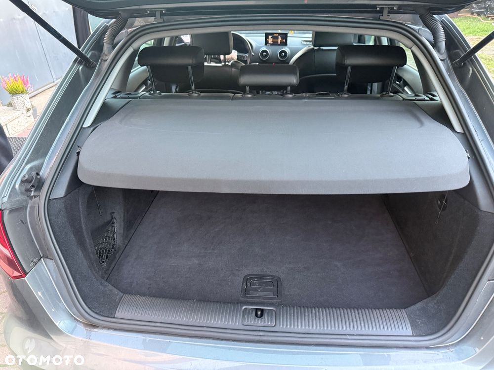 Audi A3 Sportback 2.0 TDI S tronic design - 11