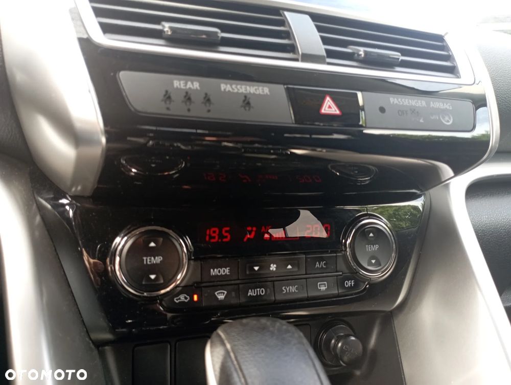 Mitsubishi Eclipse Cross 1.5 T GPF Inbusiness CVT - 14