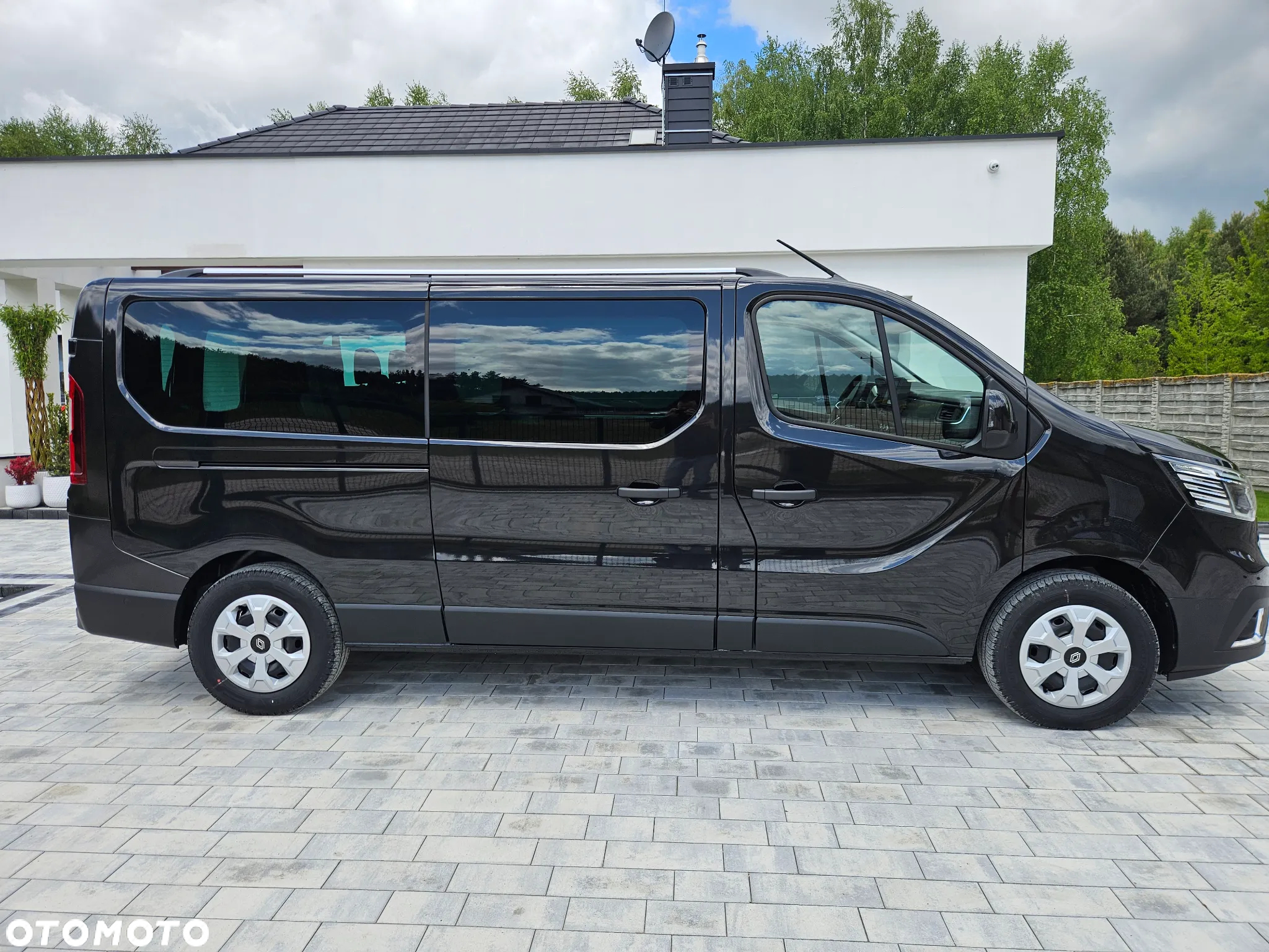 Renault Trafic - 11