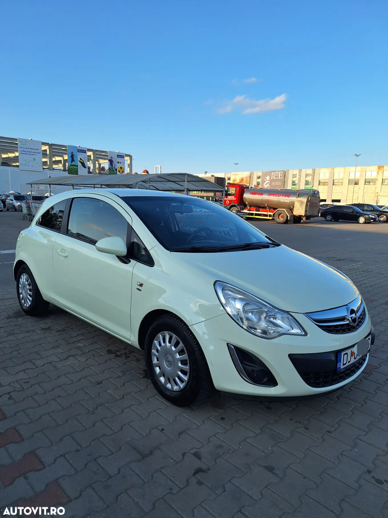 Opel Corsa 1.2 Twinport Van - 4