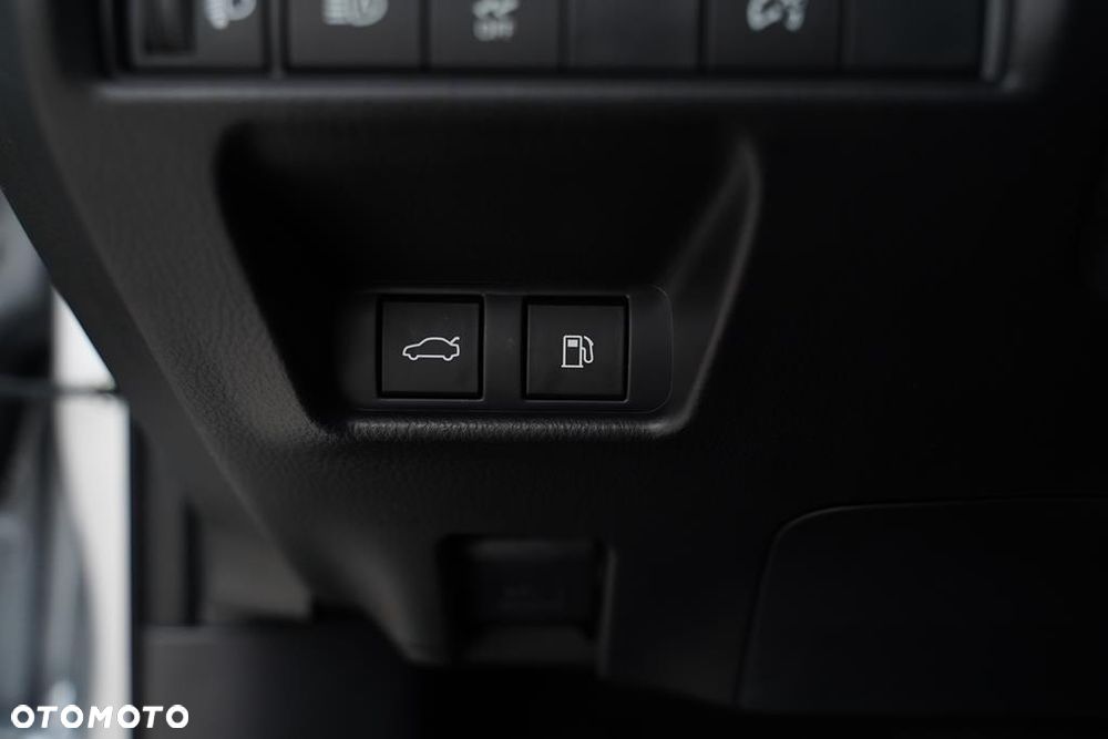 Toyota Camry 2.5 Hybrid Dynamic Force Prestige e-CVT - 17