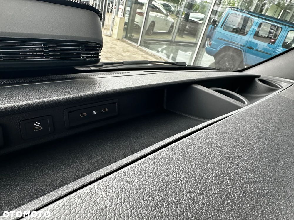 Mercedes-Benz Sprinter - 18
