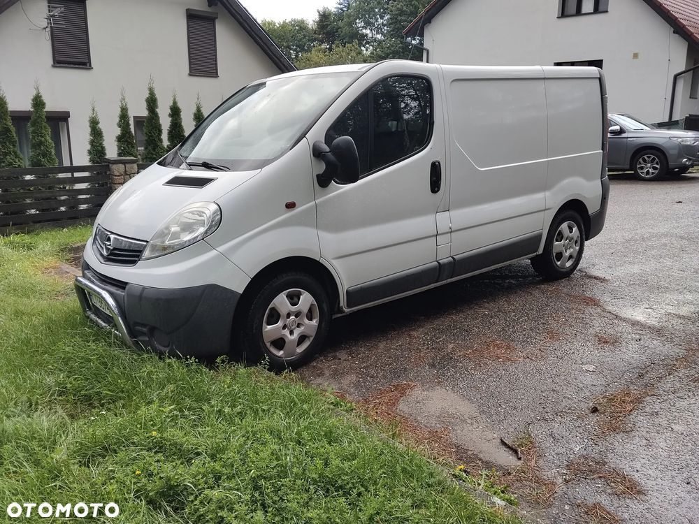 Opel Vivaro - 1
