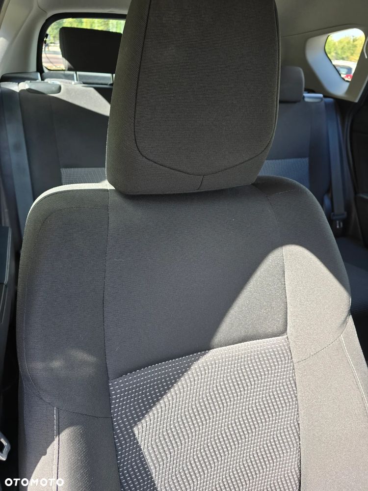 Toyota Auris 1.6 Premium MS - 28