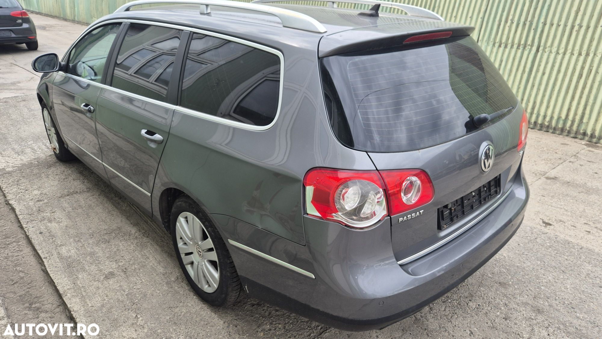 Dezmembram Passat B6 2009 2.0tdi CBA DSG - 3