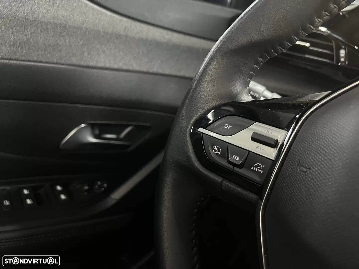 Peugeot 308 SW 1.5 BlueHDi Allure EAT8 - 19