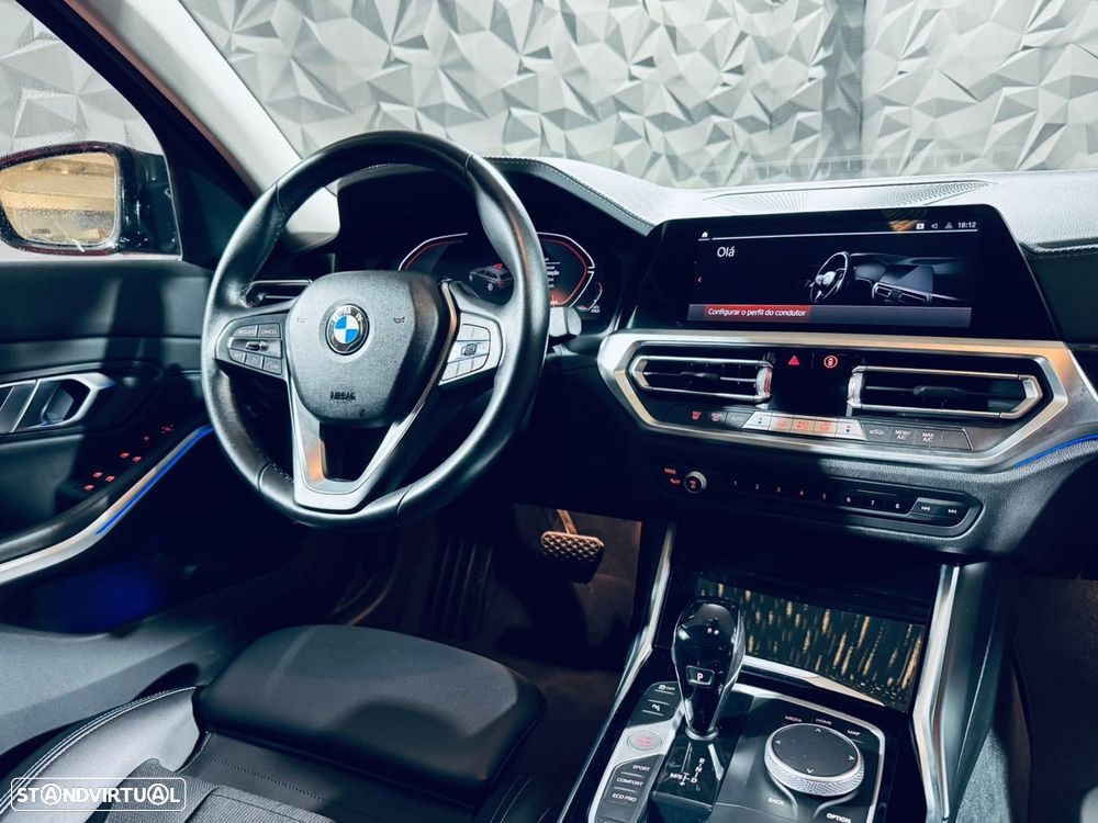 BMW 318 d Touring Line Sport Auto - 22