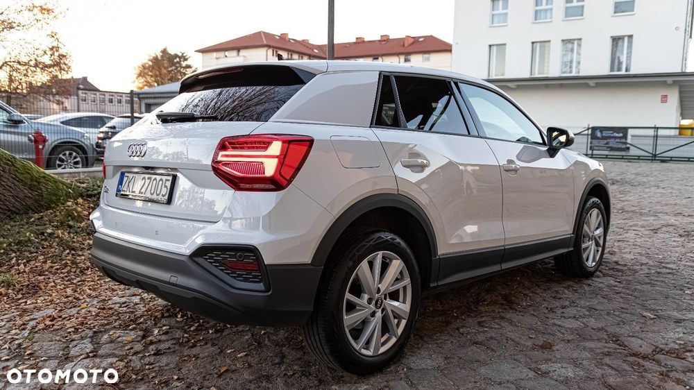 Audi Q2 35 TFSI - 11