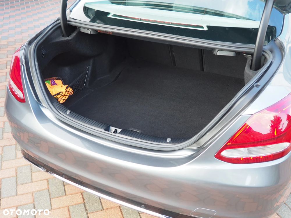 Mercedes-Benz Klasa C 200 9G-TRONIC - 25